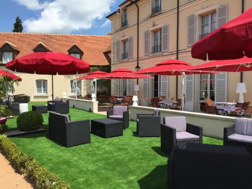 Facilities, Hotel Domaine de l'Orangerie in Bonnat