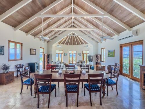 Ocean View Villa with Buck Island Views in Krisčensteda
