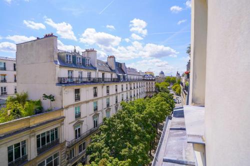 Exterior view, T2 Central Paris Louvre, Chatelet Marais in Paris