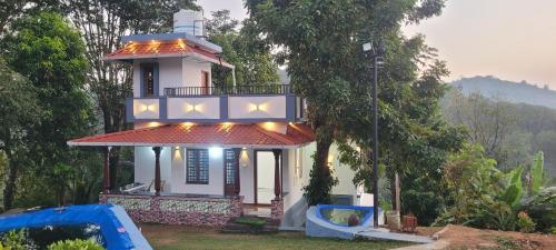 Parudeesa home stay peechi