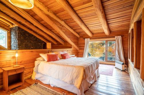 Rocanegra Mountain Lodge Chile in Termas De Chillan