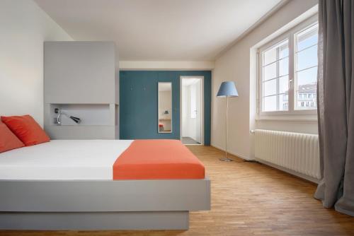 Josephine's Guesthouse - WOMEN ONLY with rooftop and community area, Zürich (photo 11)