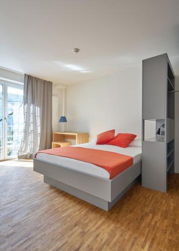  Josephine´s Guesthouse - ! WOMEN ONLY ! in Zürich