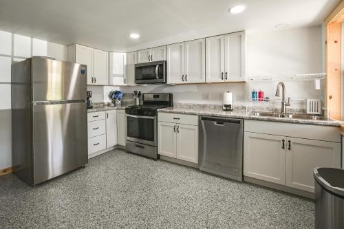 The Minnie House: Farm Retreat Near Cambridge in Caldwell (OH)