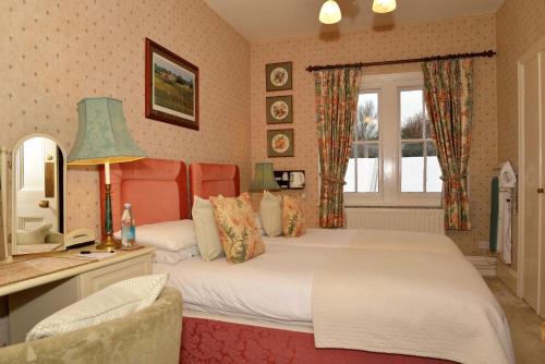 The Inglenook Hotel - صورة 5
