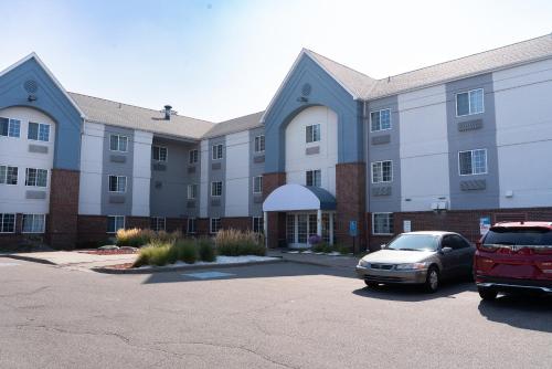 Exterior view, Coratel Suites Extended Stay MSP Airport Minneapolis Richfield in Richfield (MN)