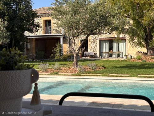 Appartement dans un mas provençal rénové (Appartement dans un mas provencal renove) in Saint Hilaire D'Ozilhan