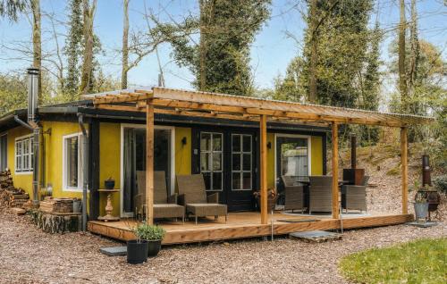 Stunning Home In Arendonk With House Sea View gîte à louer De Smelen