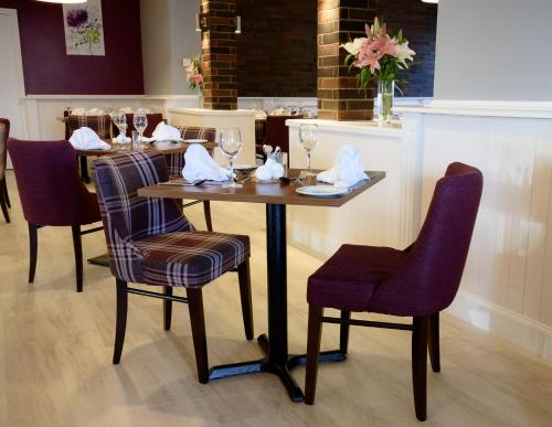 المرافق, The Crown Hotel in نيوتون ستيوارت