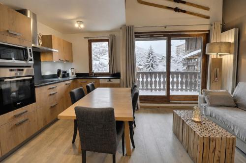 Résidence Antares - SUPERBE 4 PIECES DUPLEX - ENTIEREMENT RENOVÉ MAE-5804
