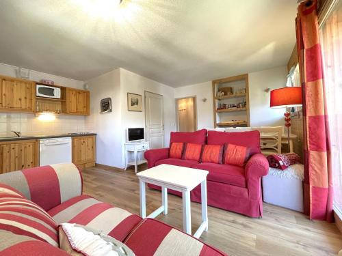 Spacieux appartement 4 pièces pour 6 - 3 chambres - 65m2 - Balcon - Proche télécabine - FR-1-265-308