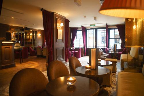 Pub/lounge, Mimi's Hotel Soho in London