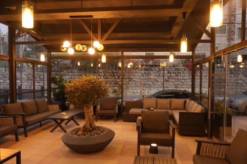 Létesítmények, Beauty Inn in Ramallah