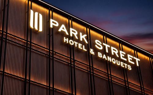 10 Park Street Hotel & Banquets