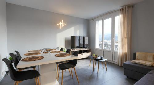 Le Belledonne, 3 chambres, parking privé, vue montagne