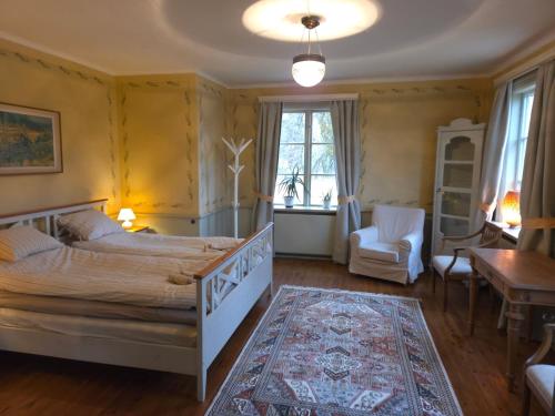 6 double beds