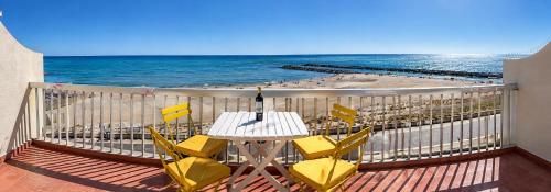 Appartement T2 Palavas , 4 personnes, sur Plage, clim parking