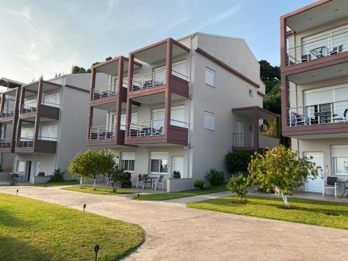 Tassis Apartments in Loutsa Prevezas