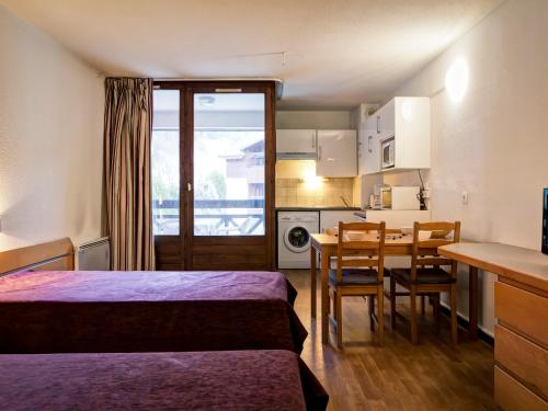Studio 4 Pers avec WiFi et Parking à Brides-les-Bains