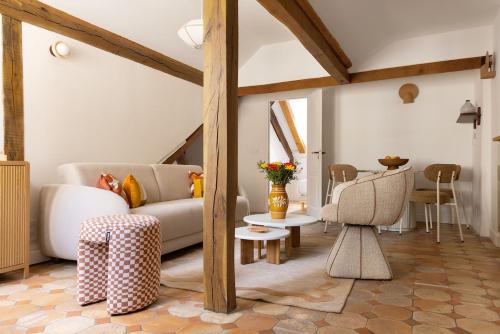 Spacious & Design home in Central Le Marais
