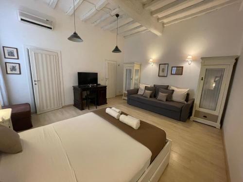 The Ivory Nest Apartment in Trastevere