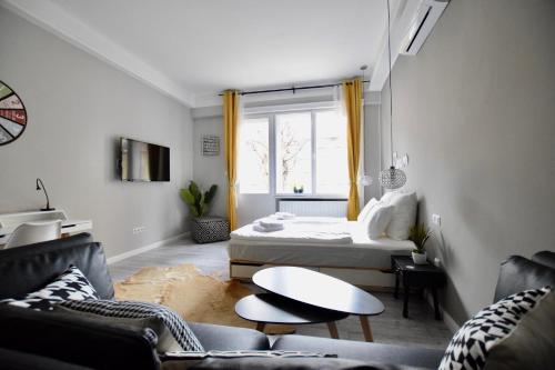 Standard Apartment by Hi5 - Fejer Gyorgy St - Budapest