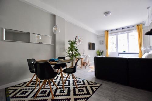 Standard Apartment by Hi5 - Fejer Gyorgy St 1