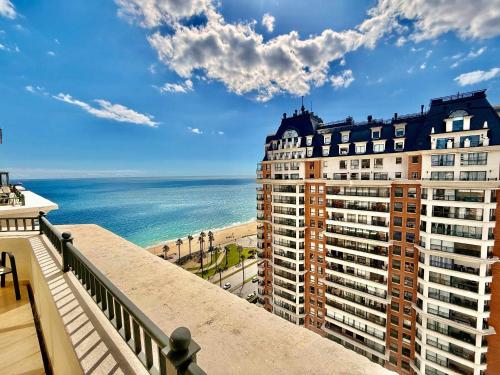 Spacious beachfront and steps from the mall