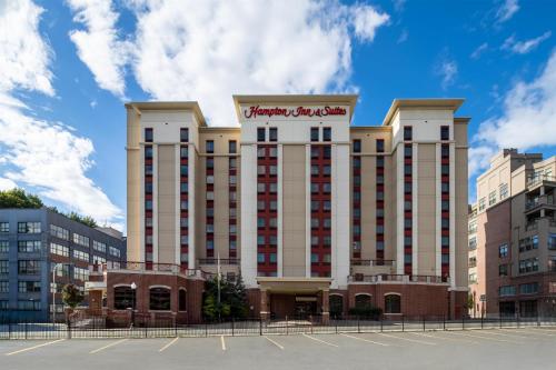Hampton Inn & Suites Albany-Downtown