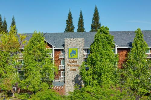 Lake Natoma Inn - Accommodation - Folsom