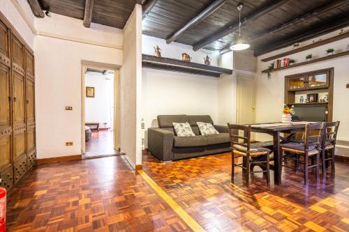 The Magic Hole Room Type - Superior Apartment