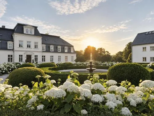 THERESET Schloss Groß Plasten in Groß Plasten, Deutschland
