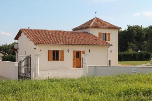 Le Merisier, Manoir de Longeveau gîte à louer Pillac