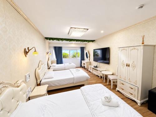 HOTEL AVIACIOn in Valencia Airport