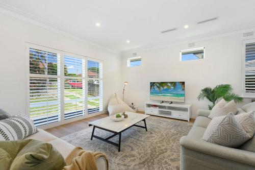 Cosy 3 bedrooms Lane Cove 10 Mins to Sydney CBD in Hunters Hill