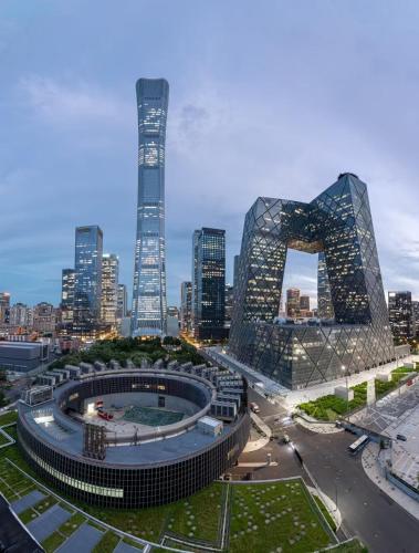 CAREFREE BEAR YOUTH HOSTEL-Beijing South Railway Metro-Near Tiananmen Square,the Forbidden City,and  in Fengtai District