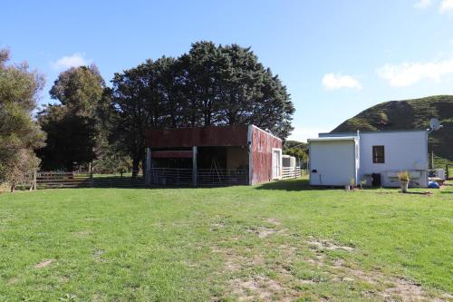 Coast Rd Rural Stay in Whakataki