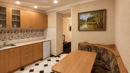 Κουζίνα, Hotel Verbona in Drochia