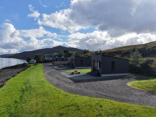 Angusfield Cabins in Sconser