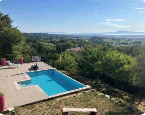 Rez-de-villa avec piscine et vue panoramique - Location saisonnière - Rochefort-du-Gard