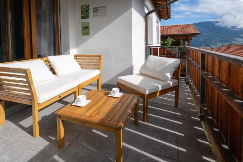 Malix Apartment with Fireplace & Mountain View in Malix