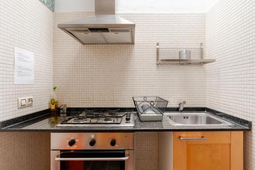 Casa corasol, a cozy, comfy, 2BR house- panoramic view and rooftop in Carataunas