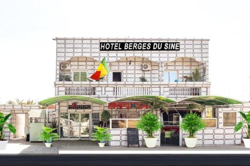 Exterior view of Hotel Berges du Sine