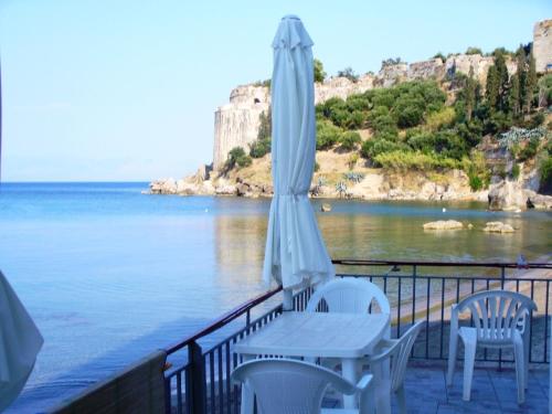  Xenios Zeus Rooms, Pension in Koroni