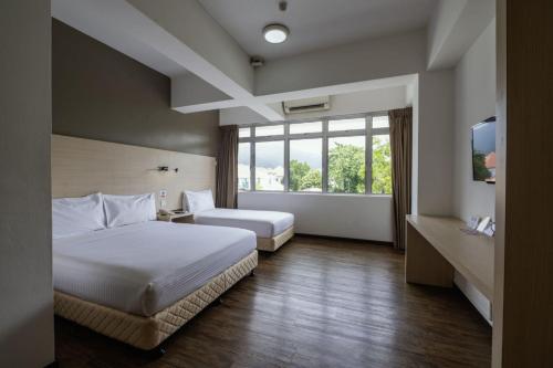 YMCA Penang Hotel near Beng Choon Western Food (Reservoir Garden)