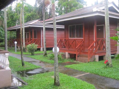 숙소 외관, Eastana Cherating Beach Resort in 체러팅