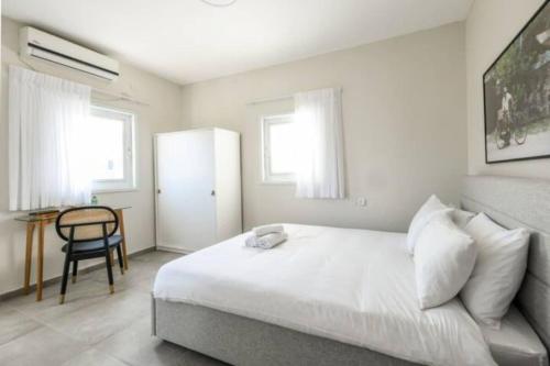 Spacious & Bright 3BR Apartment