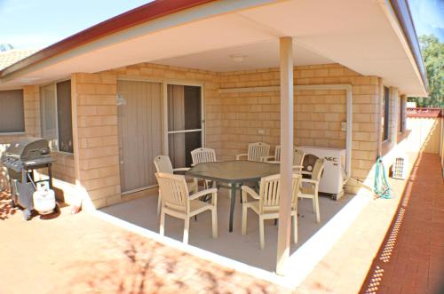 Geraldton Luxury Vacation Home with free Streaming