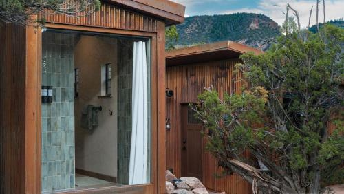 Off-Grid Mountain Retreat with Scenic Canyon Views in Unaweep Canyon, Colorado in Gateway (CO)