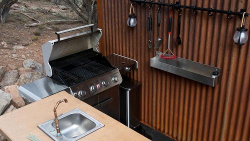 Off-Grid Mountain Retreat with Scenic Canyon Views in Unaweep Canyon, Colorado in Gateway (CO)